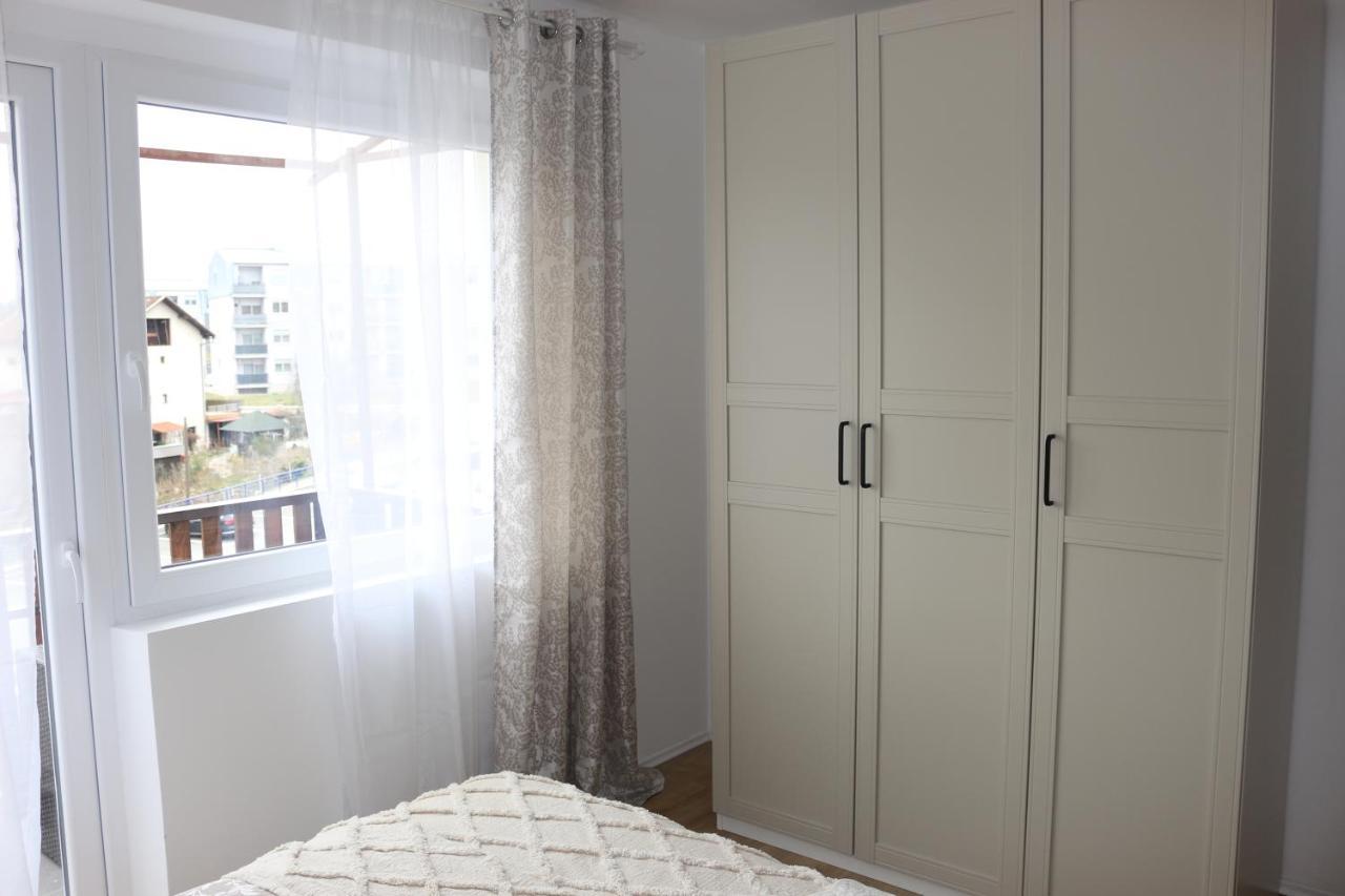 Апартаменты Studio Apartman Tajci Слуни Экстерьер фото
