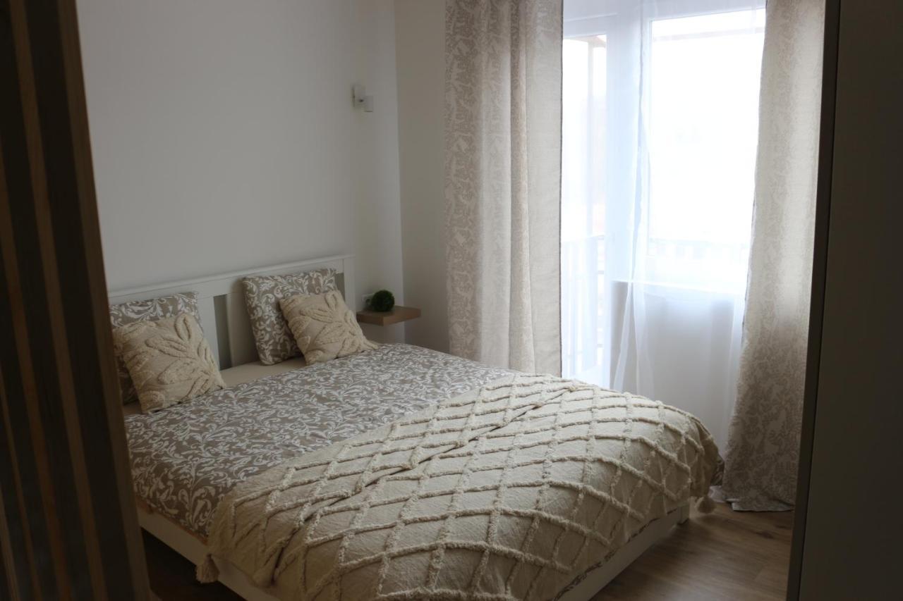 Апартаменты Studio Apartman Tajci Слуни Экстерьер фото